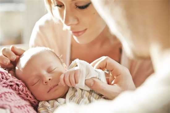 揭秘男性备孕黄金年龄：打造完美家庭，孕育健康宝宝的关键因素！