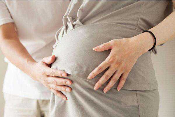 50岁供卵试管单次成功率_为什么二胎这么难受孕？